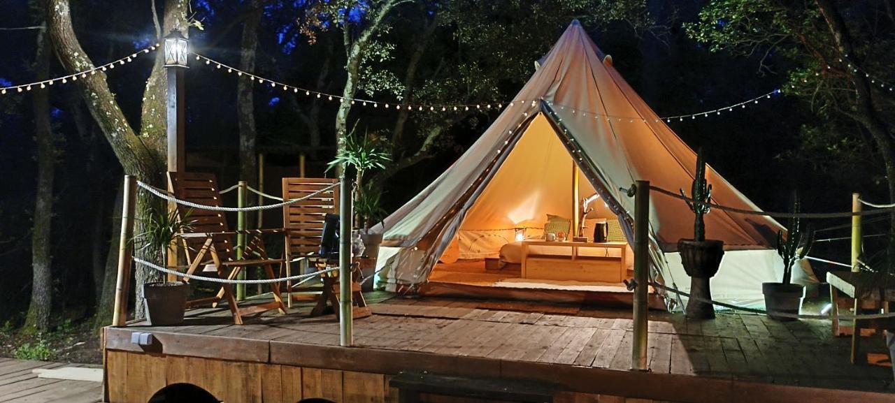 Evasion En Pleine Nature, Tipi Insolite Et Jacuzzi Au Pont Du Gard ! Vers-Pont-du-Gard Exteriör bild